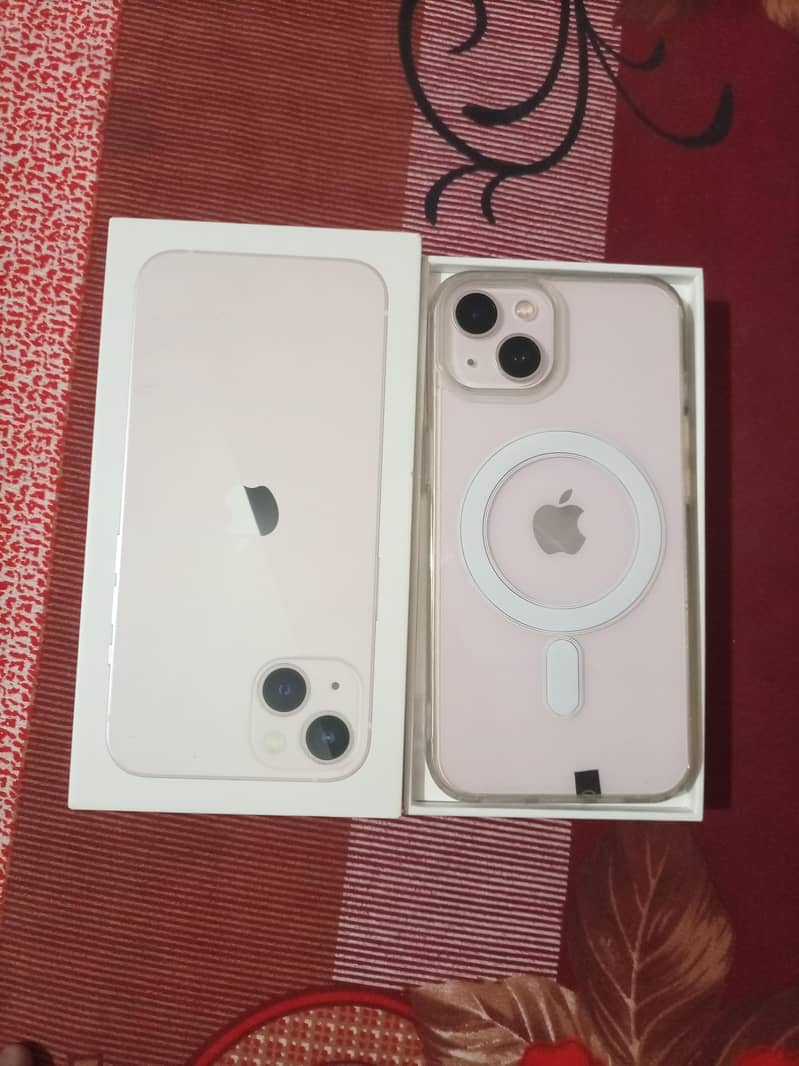 Apple iPhone 13 5