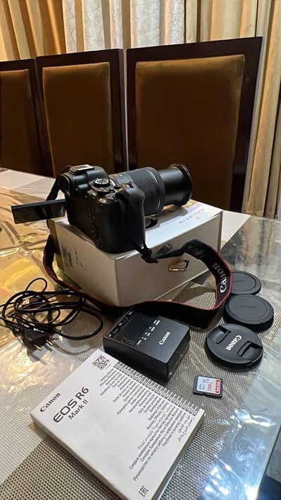 Canon EOS R6 Mirrorless Digital camera