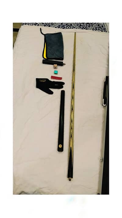 Snooker Cue Short Handle in Black Wood.