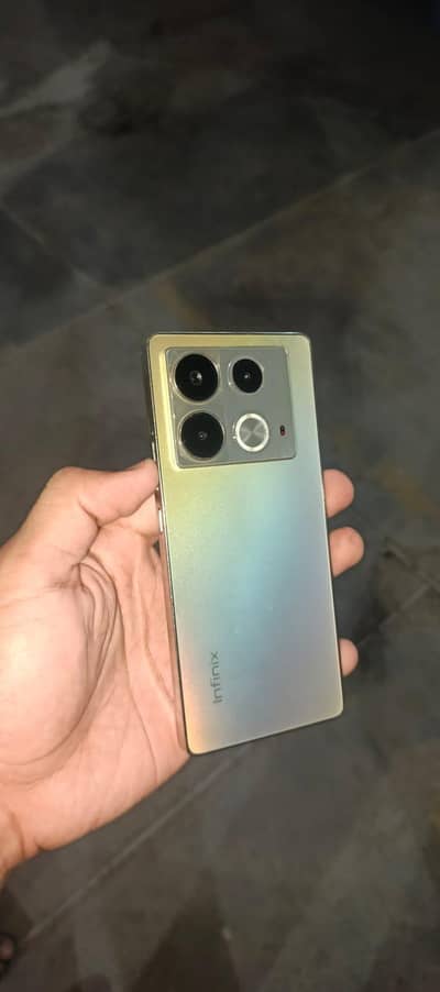 Infinix Note 40