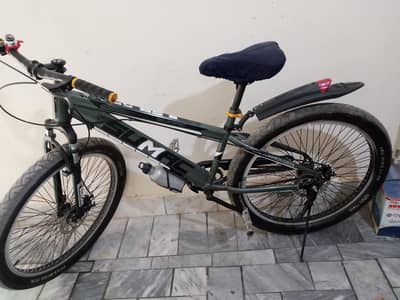 Black Bicycle – Good Condition – Smooth Ride