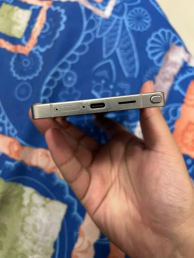 Samsung Mobile S25 Ultra