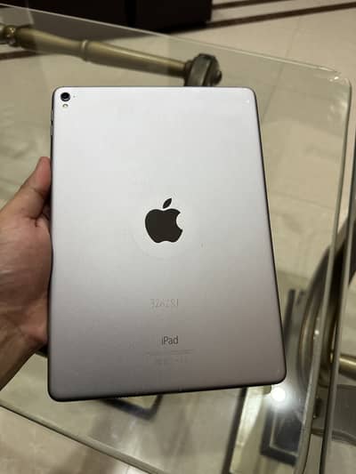Ipad pro 9.7 inches