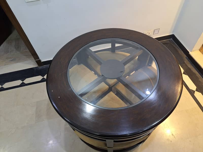 Smart dining table 3