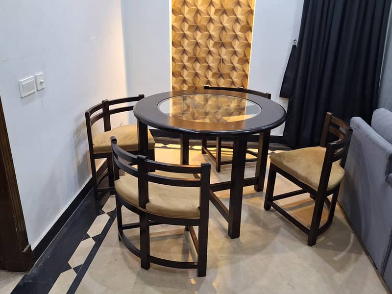 Smart dining table 8