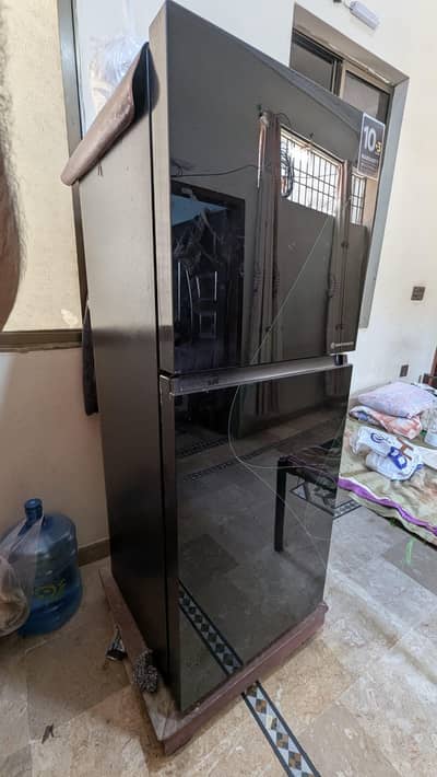 Haier Smart Inverter Refrigerator – Excellent Condition