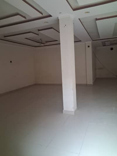Besment shop for rent