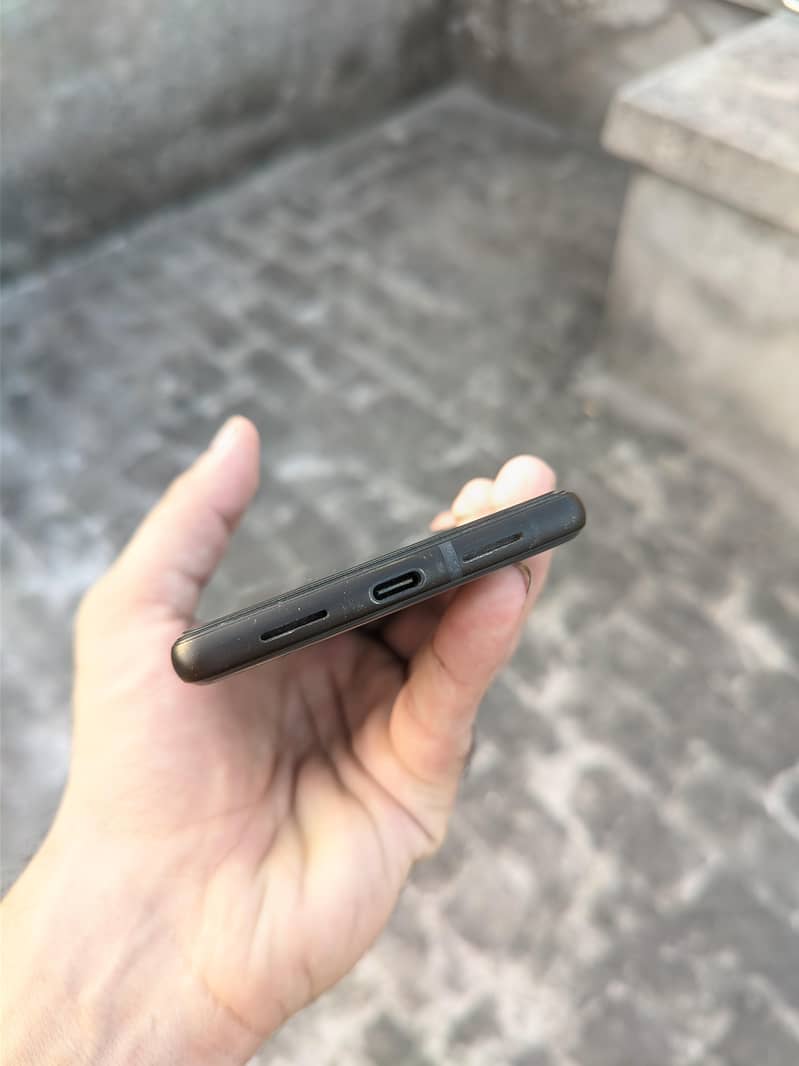 Google Pixel 6 4