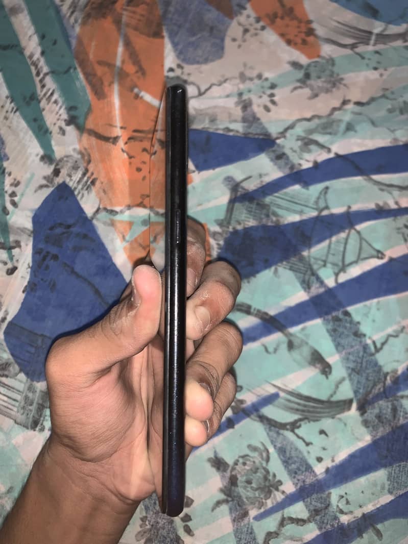 Realme C2 3