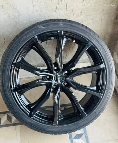 kranza Alloyrim with yokohoma tyr 19 inch