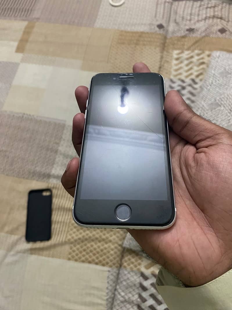 Apple iPhone SE 1