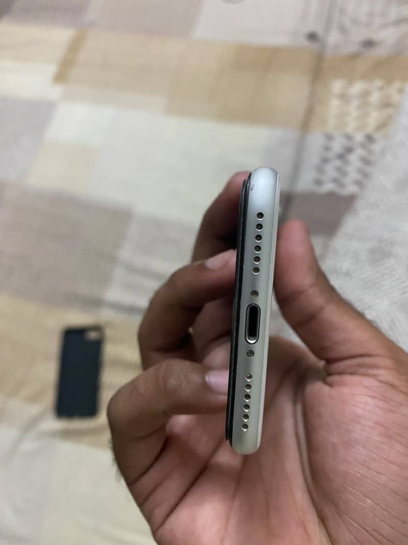 Apple iPhone SE 2