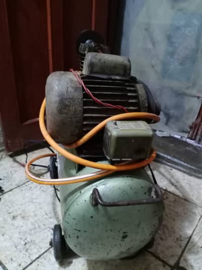 Vespa Company Aur compressor