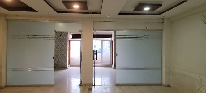 G/11 markaz new Plaza vip location 858sq dubel office available for rent real piks