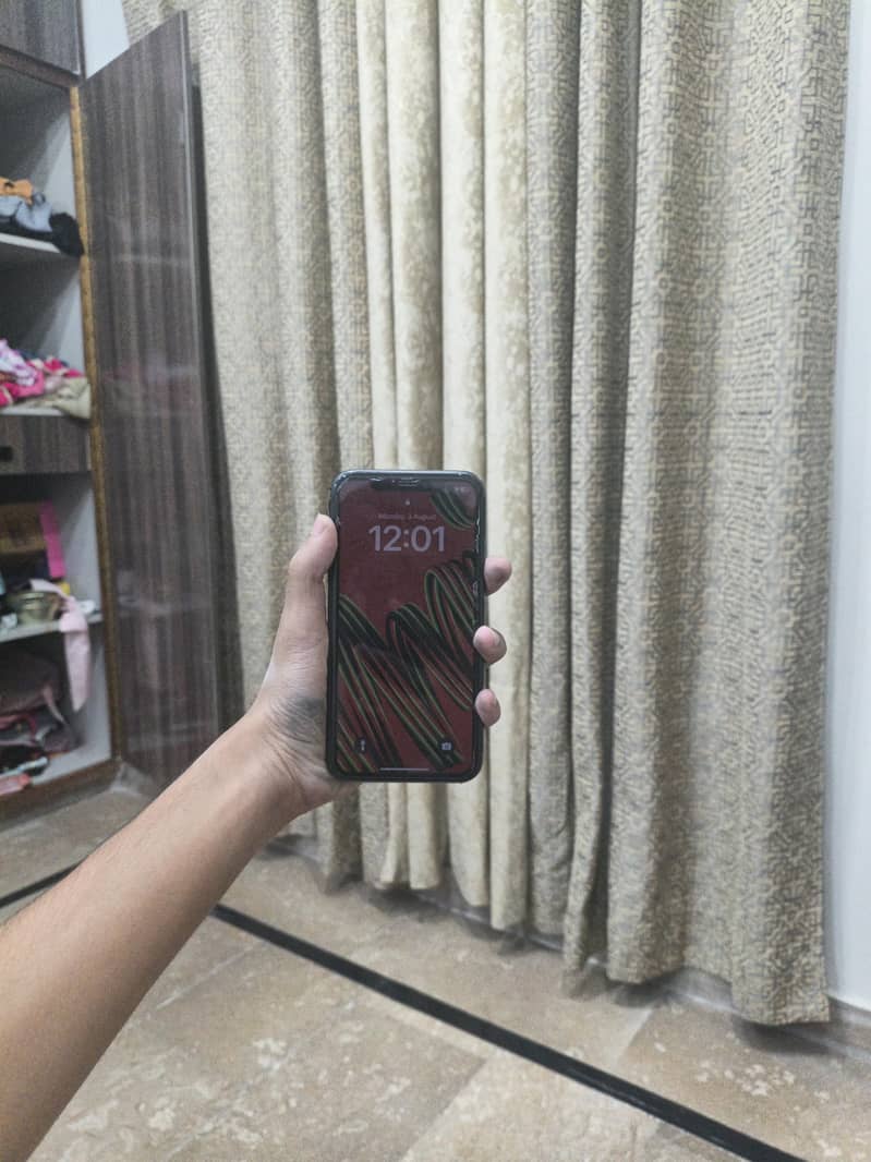 Apple iPhone 11 1