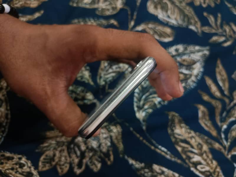 Apple iPhone X 2