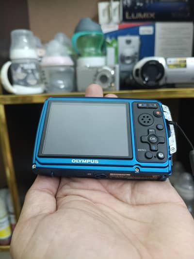 Olympus Stylus Though 12 Megapixels Digital Camera