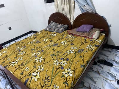 2 single Beds