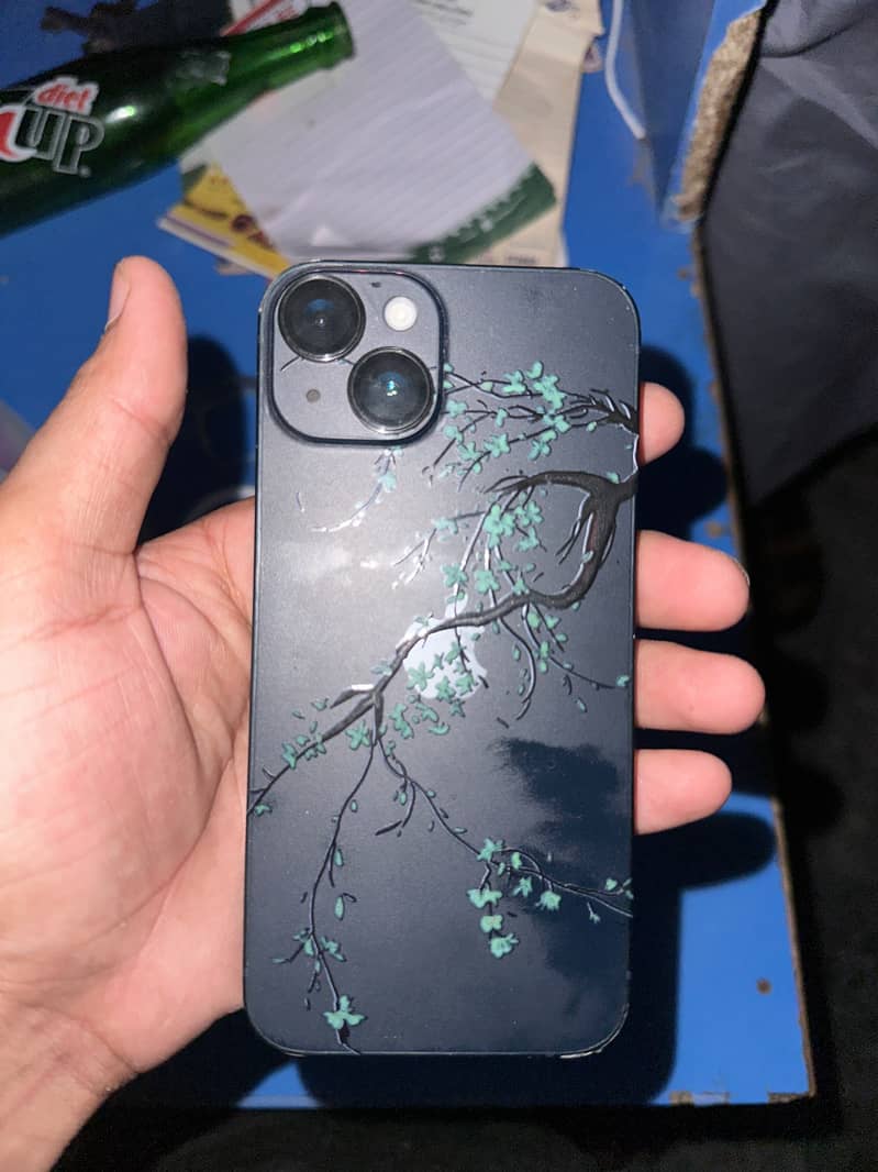 Apple iPhone 14 3