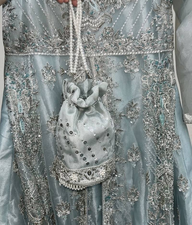 Light blue maxi 1