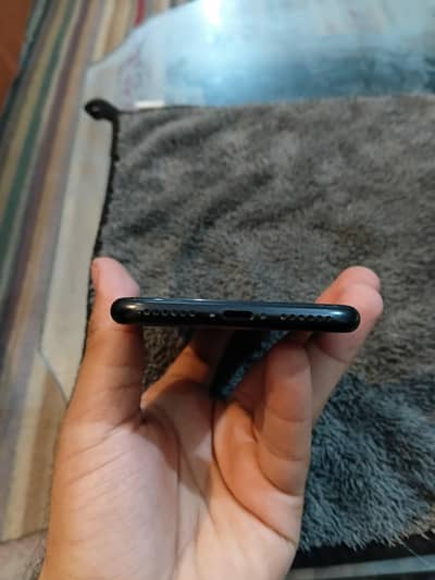 Apple iPhone SE 2020