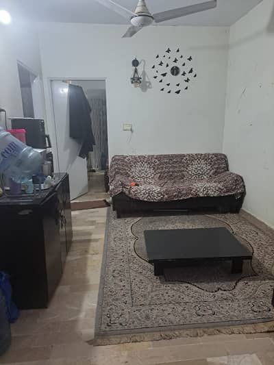 Larib Garden 2 bad dd first floor floor corner West open demand 90 lakh*Code(16829)*
