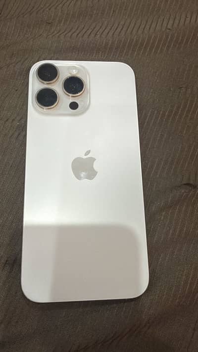 Apple iPhone 16 Pro Max