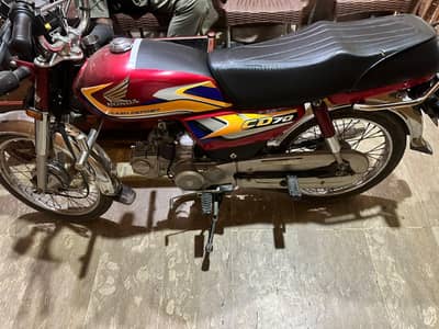 Honda cd 70 2025 modal