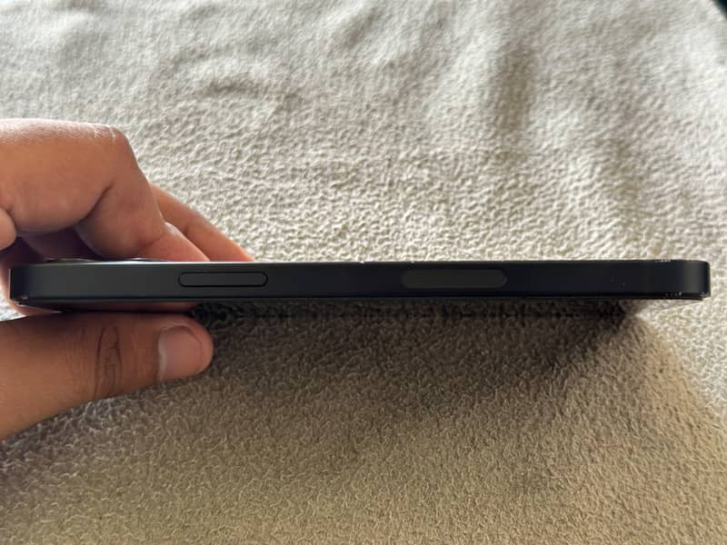 Apple iPhone 12 12