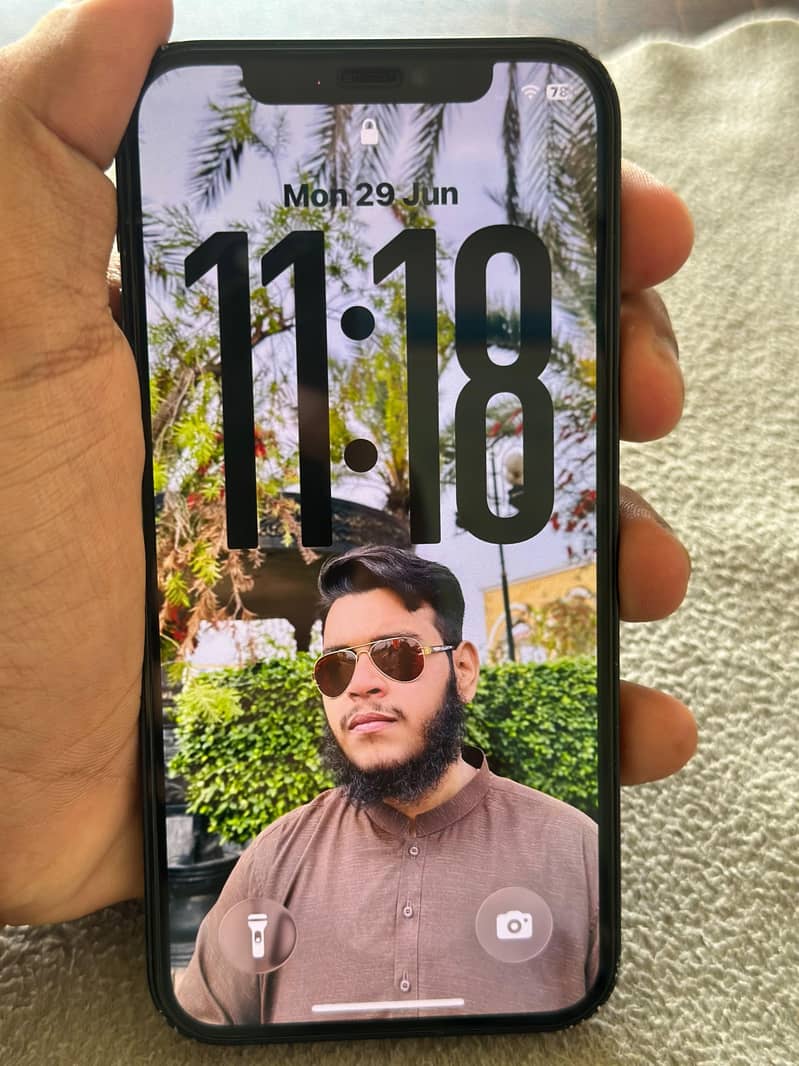 Apple iPhone 12 15