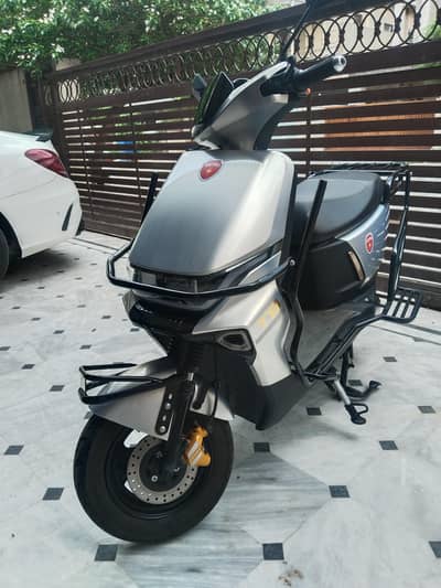 metro T9 sports  lithium