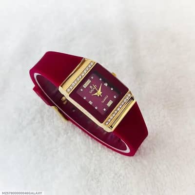 Woman Red Silicone Watch
