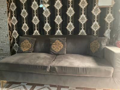 grey sofa set in best condition