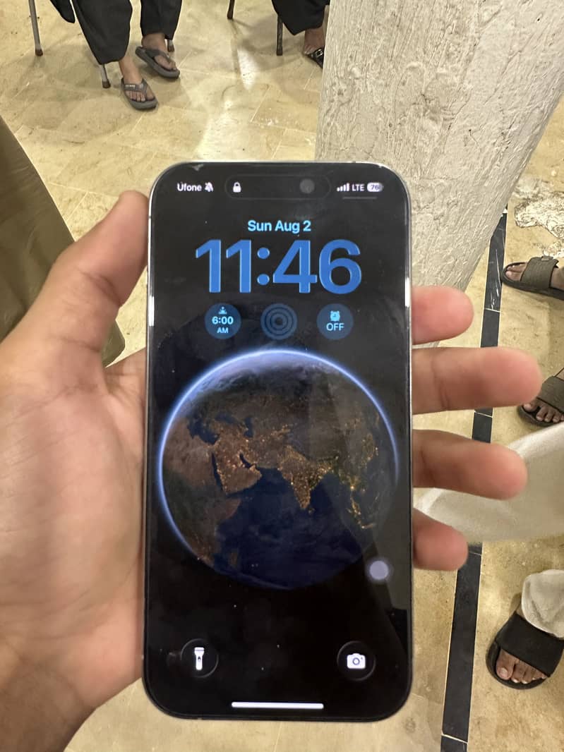Apple iPhone 15 Pro 1