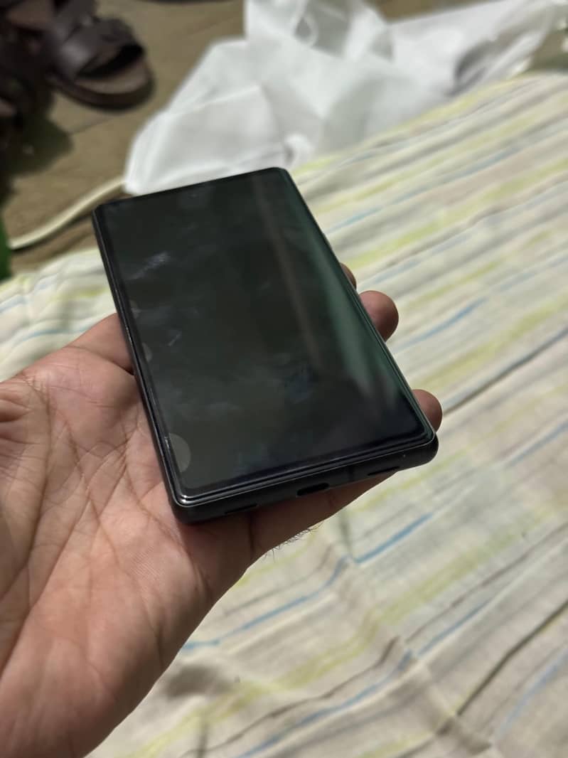 Google Pixel 7a 1