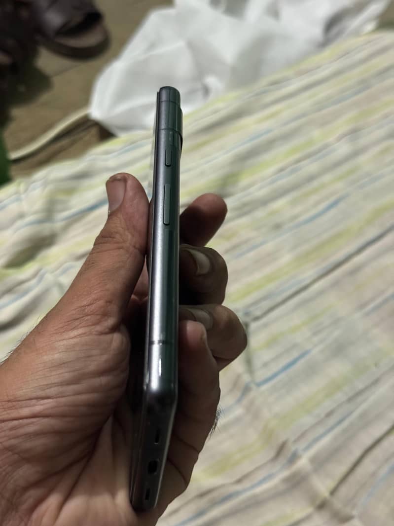 Google Pixel 7a 2