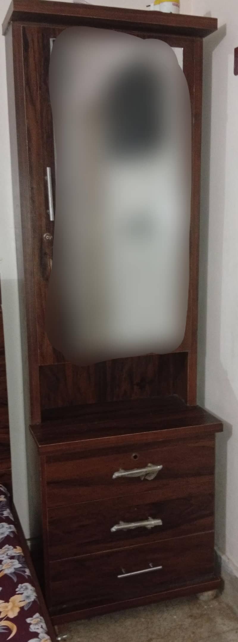 dressing table 0