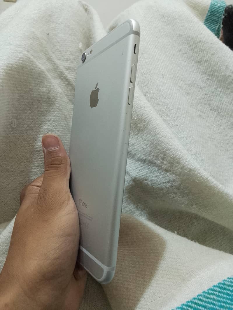 Apple iPhone 6 Plus 2