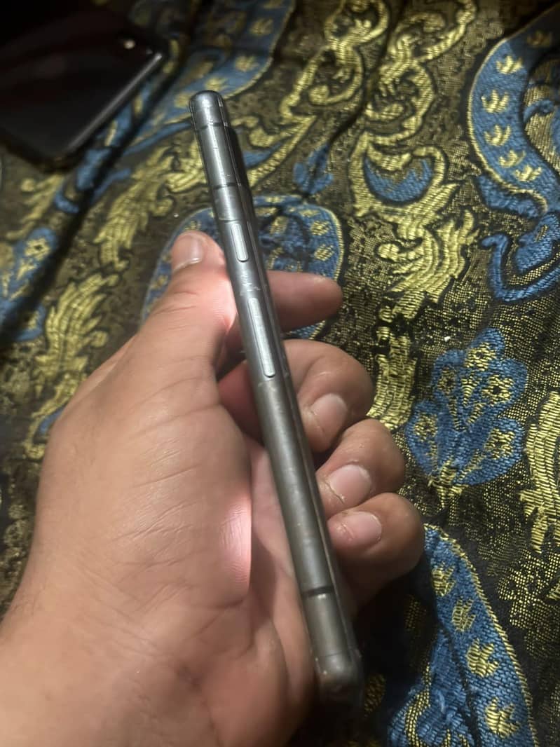 Google Pixel 7(exchange possible) 4