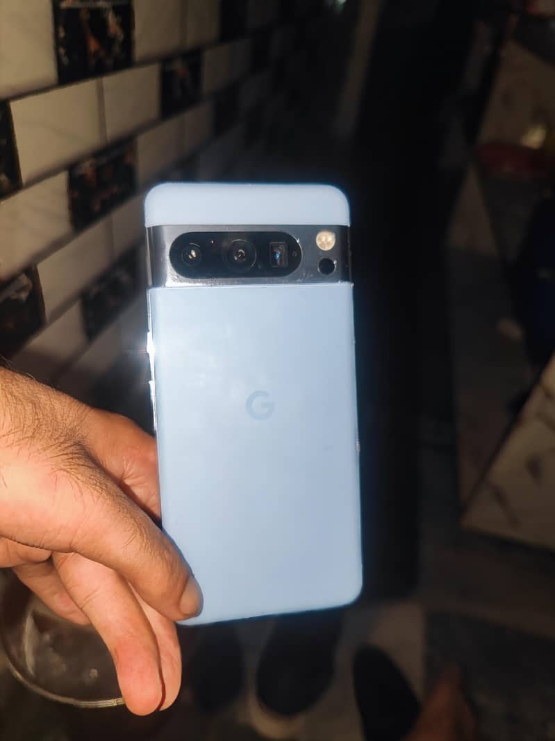 Google Pixel 8 Pro 1