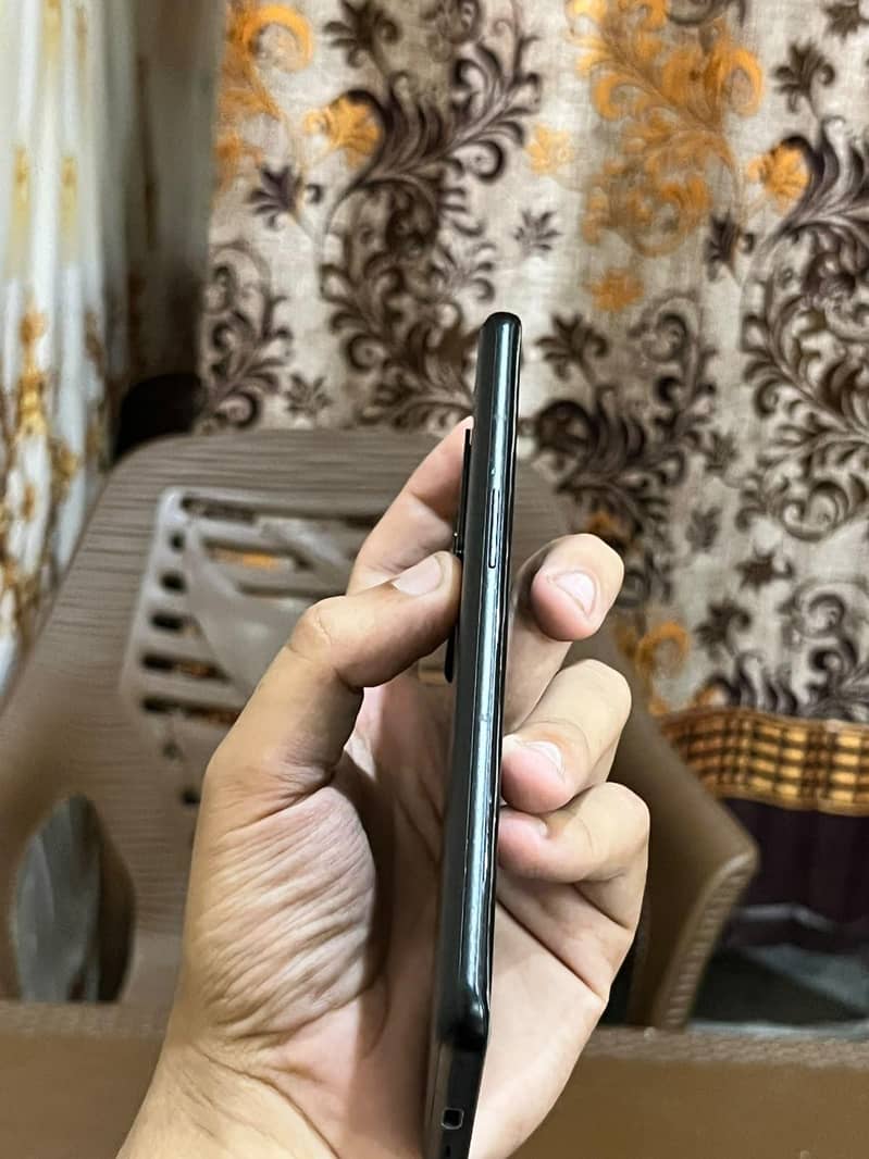 One Plus 10 Pro 5