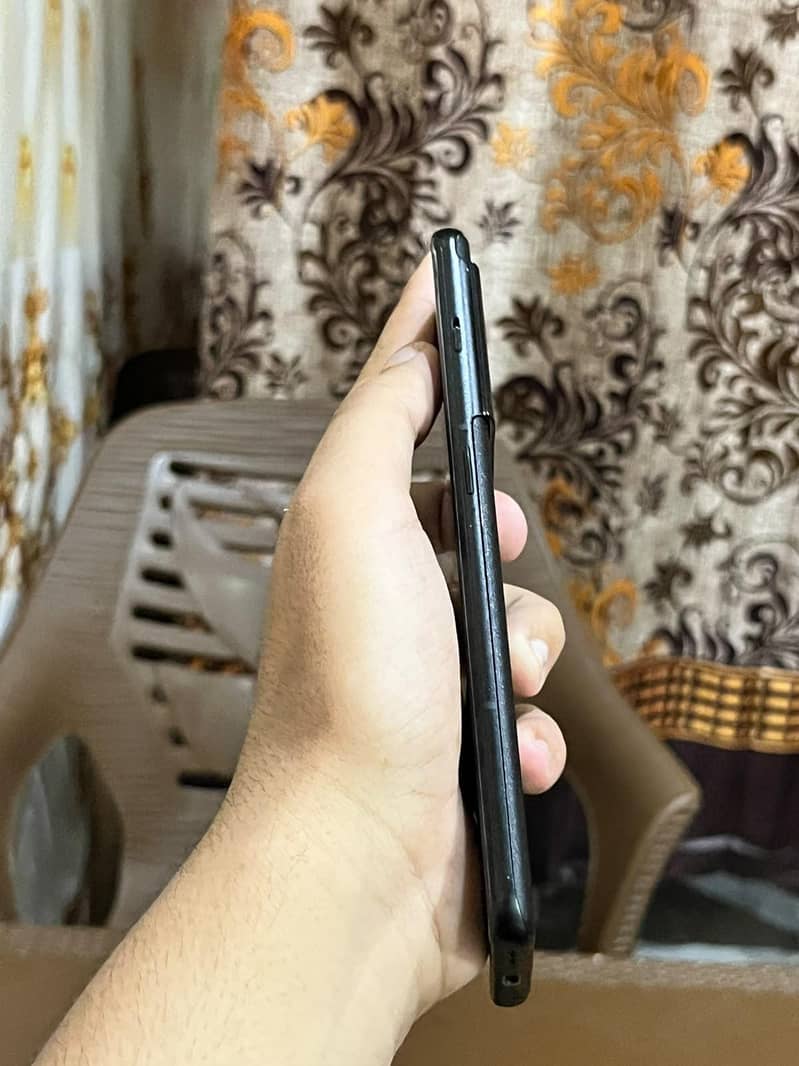One Plus 10 Pro 6