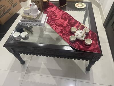 7 Seater Sofa Set + Centre Table Set in Perfect Condition