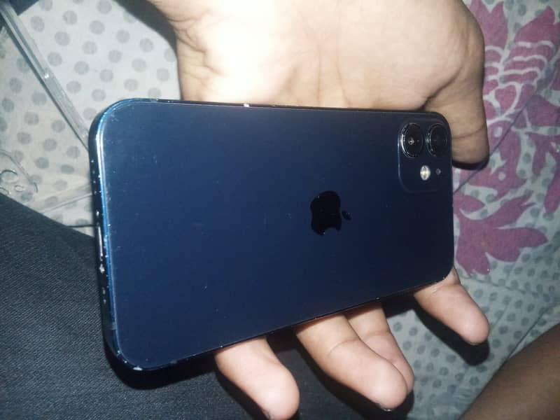 Apple iPhone 12 mini 3