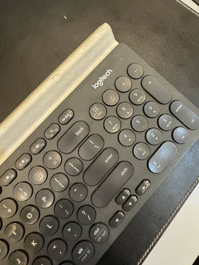 Logitech K780 keyboard - Multi Device Bluetooth keyboard