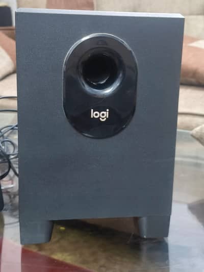 Logitech Z313 2.1 Speaker System with Subwoofer