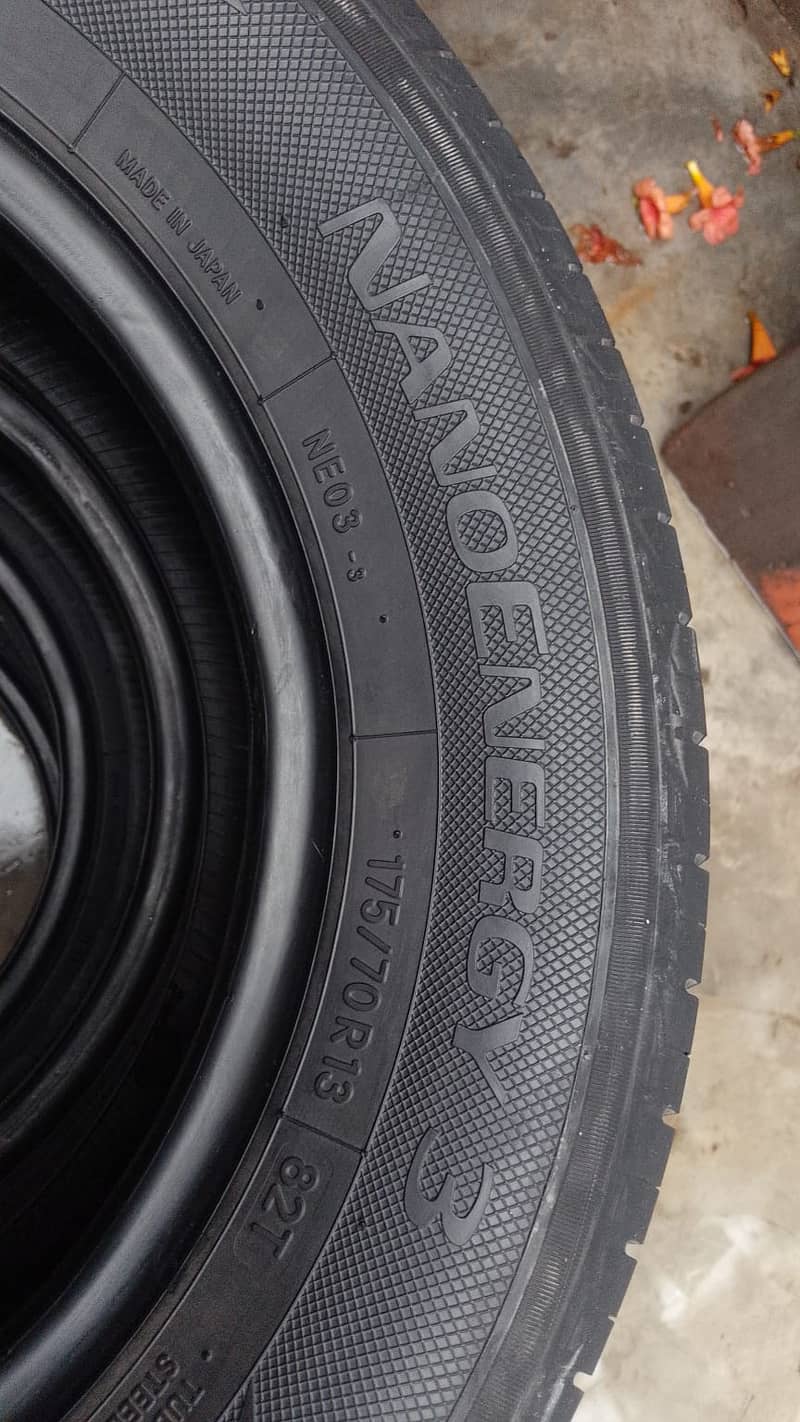 4 tyres 1