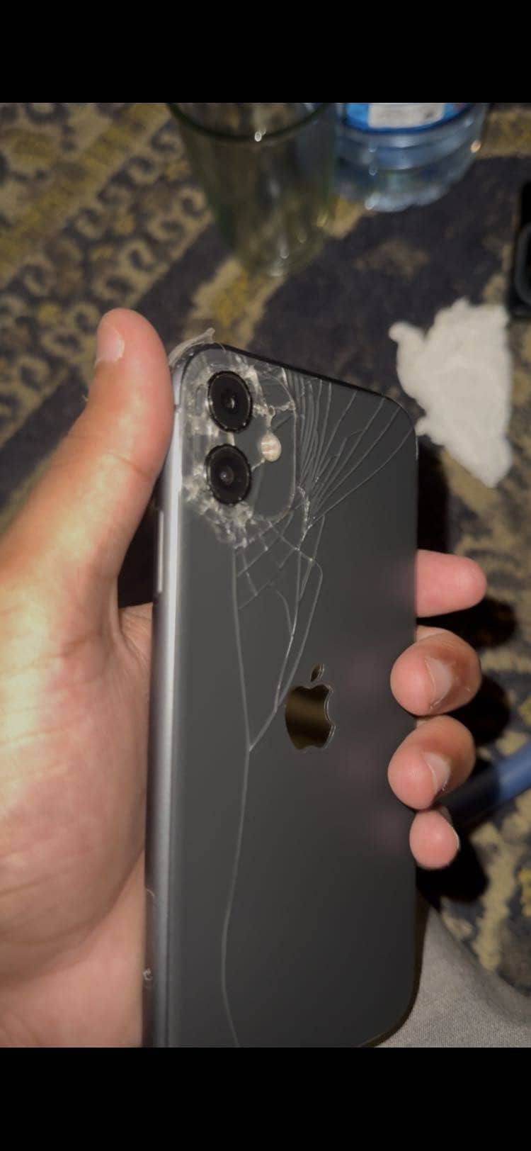 Apple iPhone 11 4