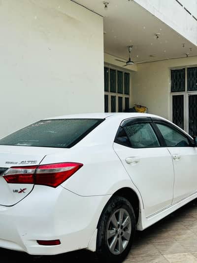 Toyota Corolla Altis 2016