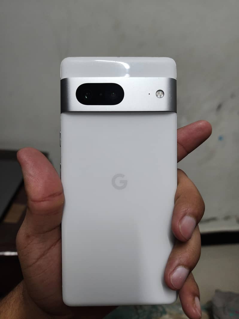 Google Pixel 7 3